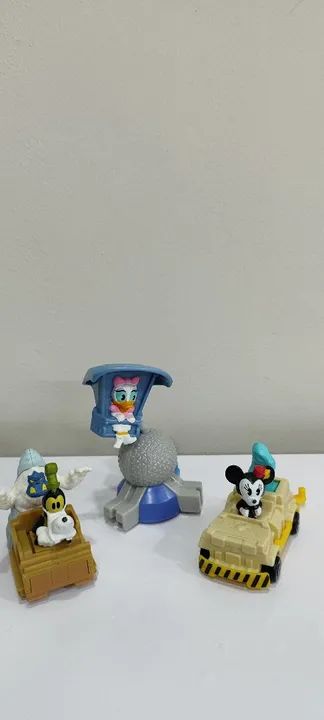 Brinquedos Disney Coleção MC Donald's Usado 