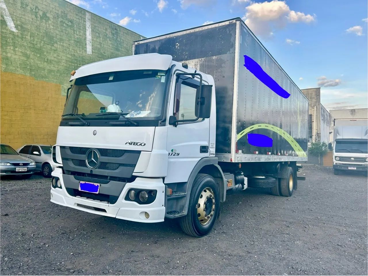 Caminhão toco Atego 1729 S Mercedes Benz 