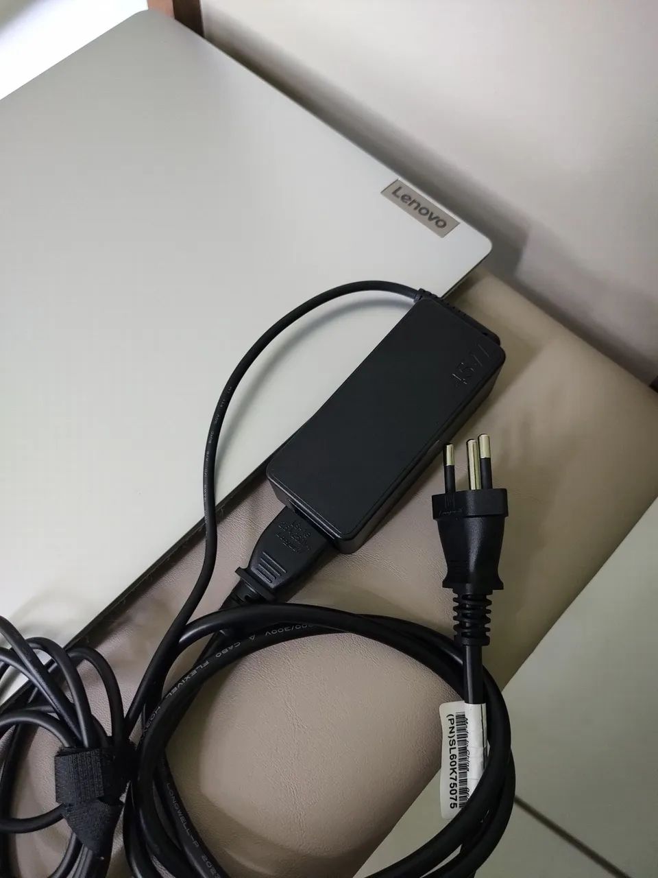 Vendo Notebook Lenovo ideapad 1i intel celeron - Foto 4