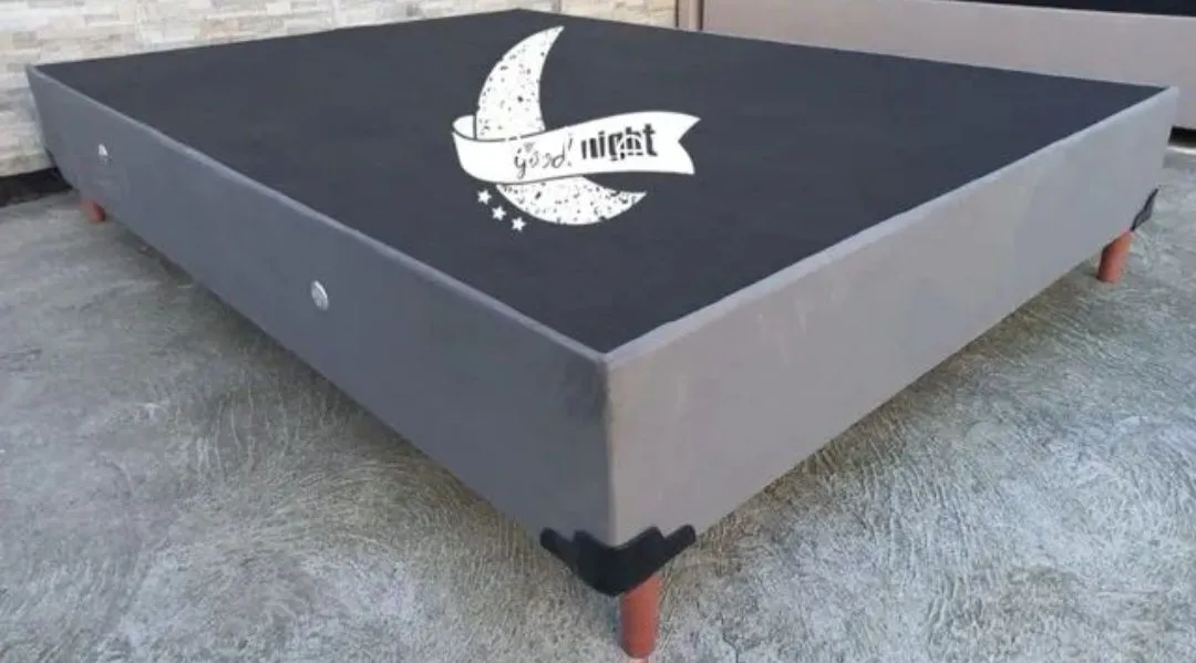 Base box casal apenas 199,00