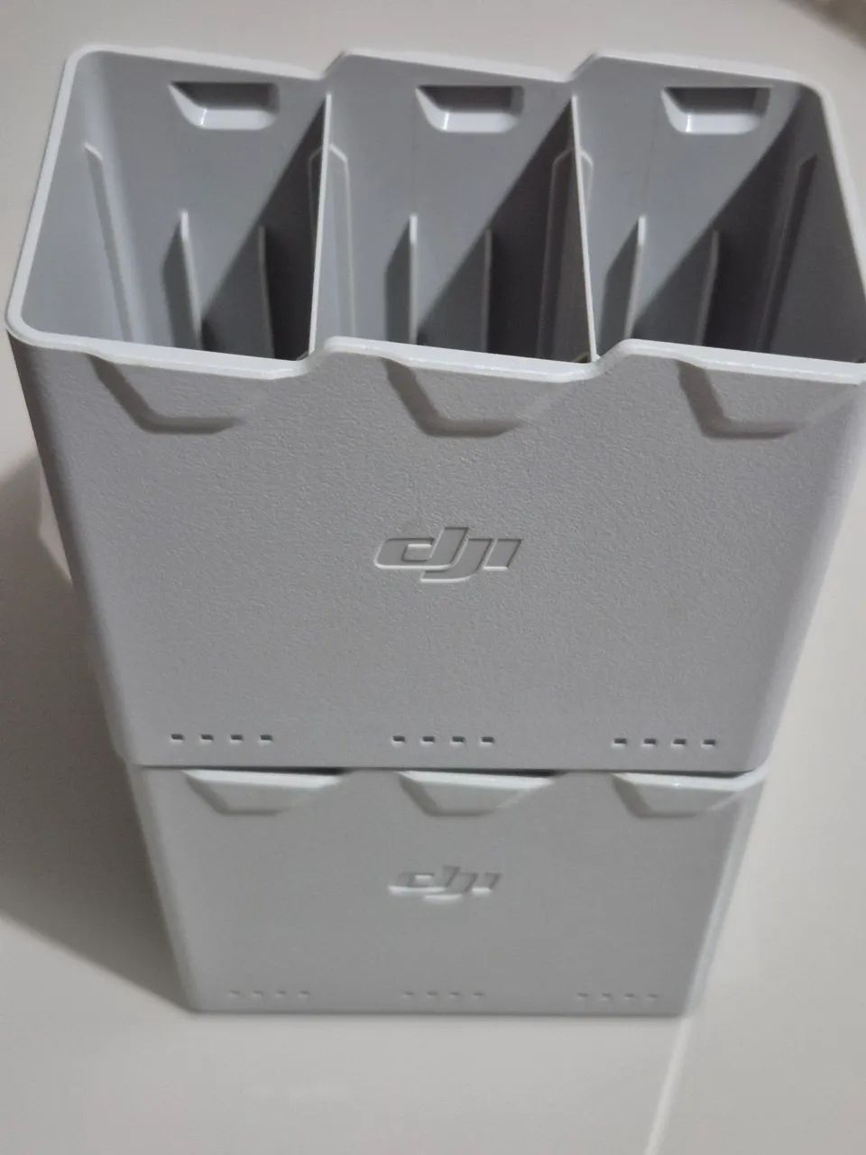 Carregador DJI para baterias de drone