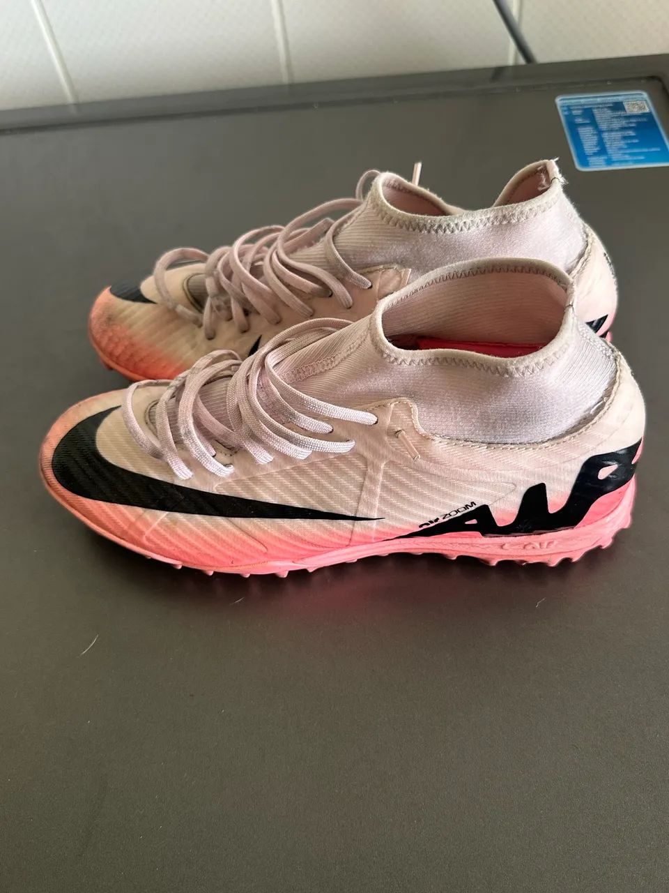 Chuteira Nike mercurial society rosa n 38 São Paulo  - Foto 3