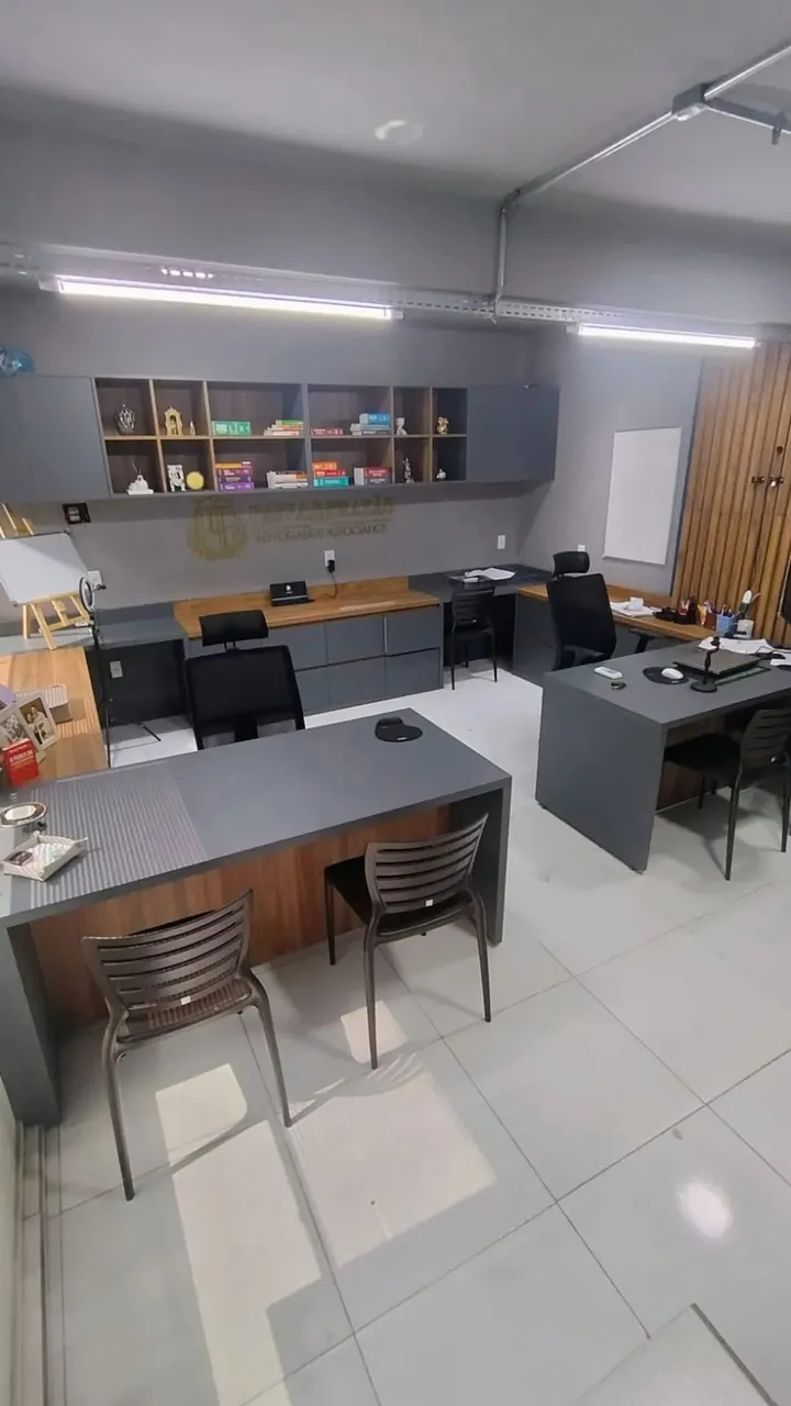 Vendo estrutura da sala completa com modulados novos ,com repasse do aluguel, localizado n