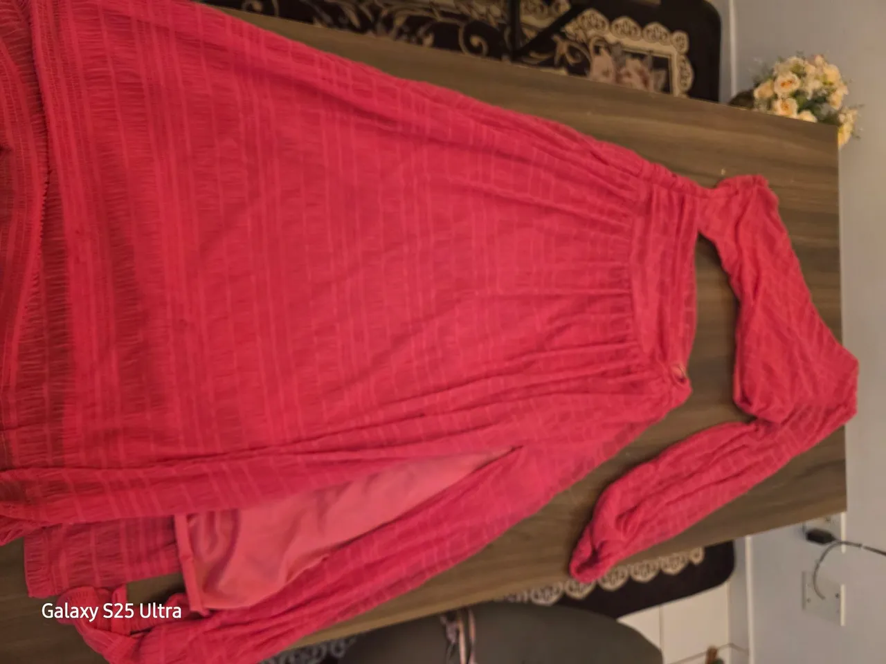 Vestido Longo Vermelho com Mangas