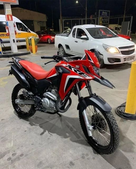 Vendo XRE 300, único dono pv pra mais informações  - Foto 2