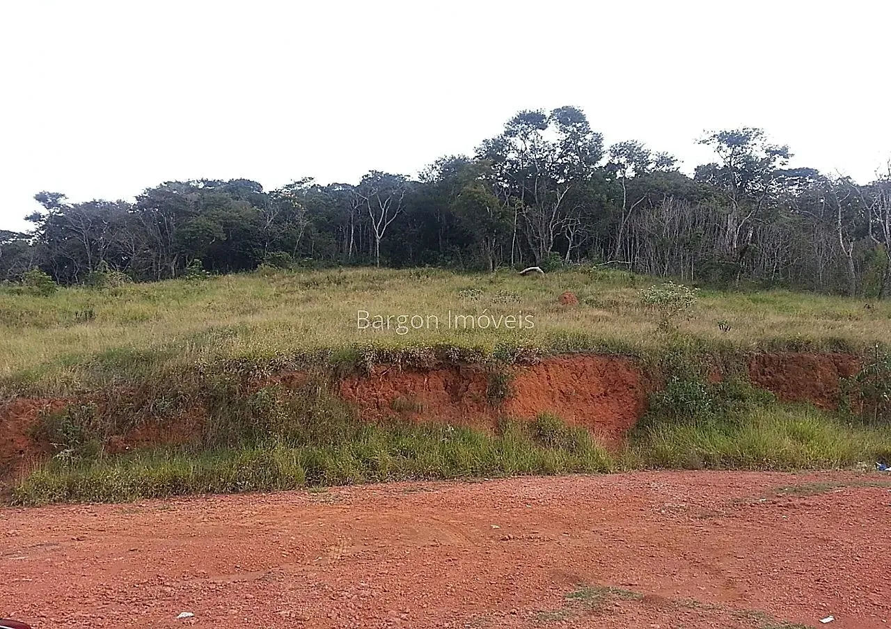 Terreno com 6.319 metros quadrados a venda no Bairro São Geraldo em Juiz de Fora