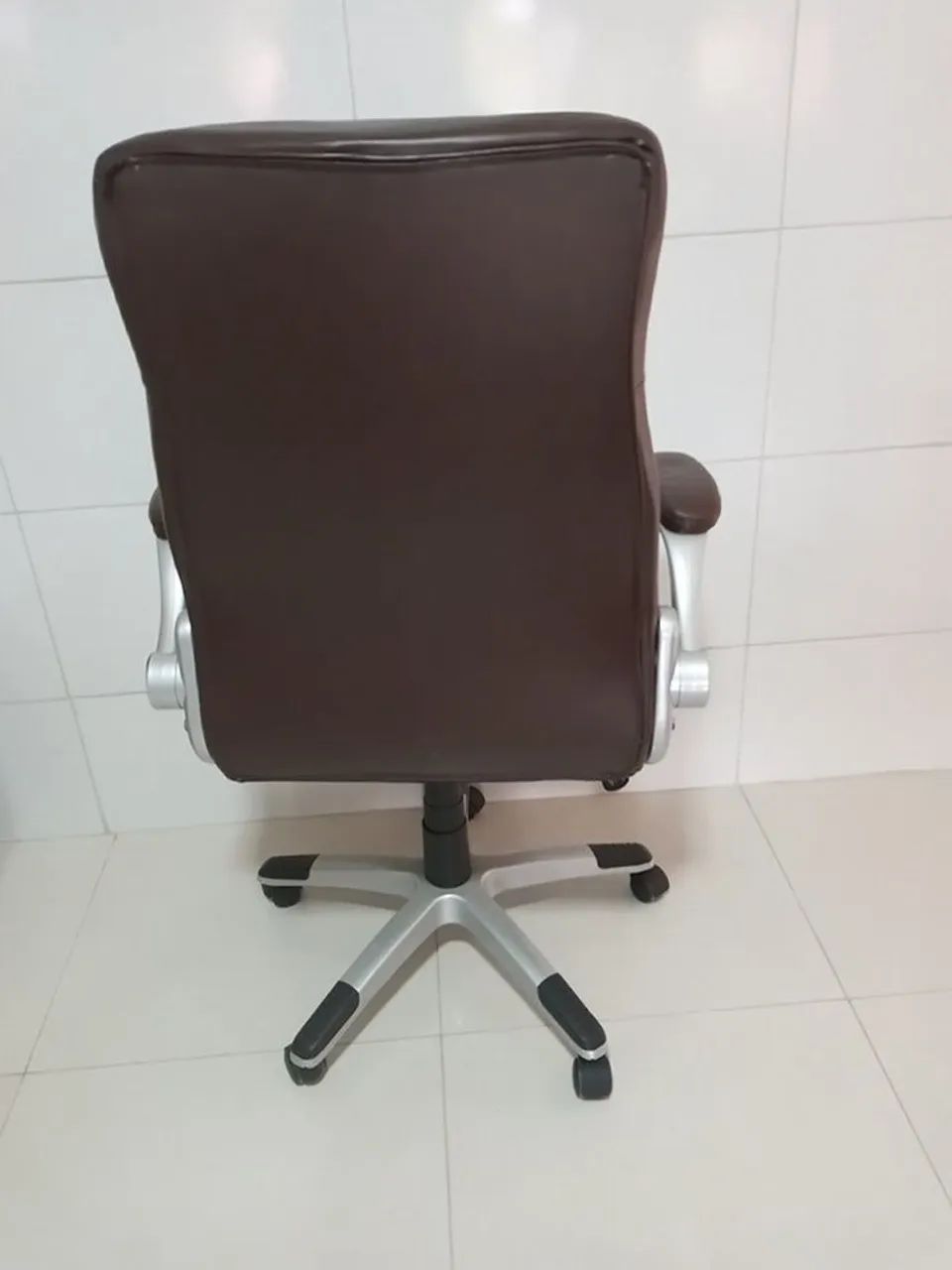 Cadeira de escritório presidente  - Foto 2