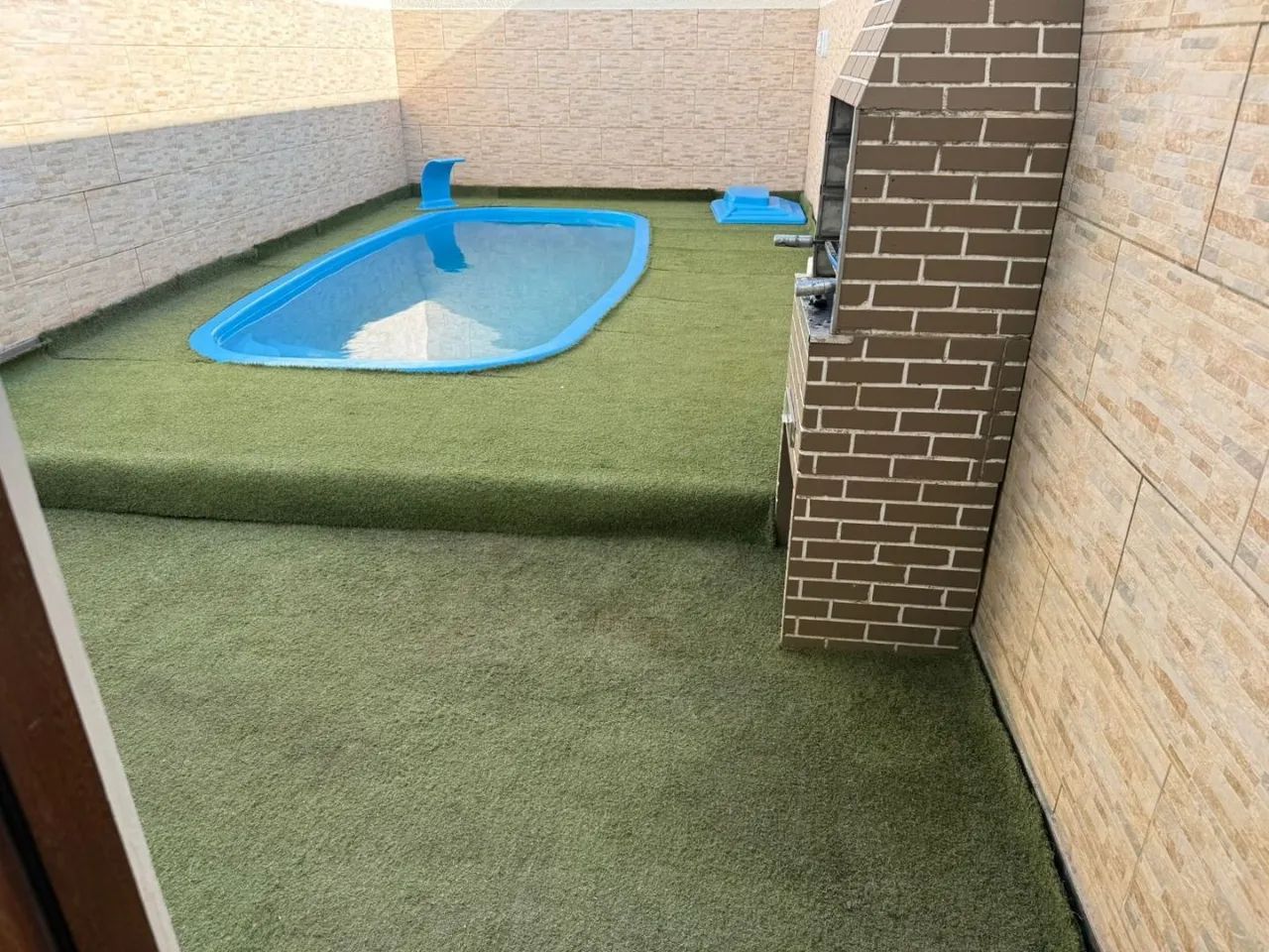 Sobrado com 2 dormitórios, Churrasqueira e Piscina à venda - Nova Palhoça - Palhoça/SC - Foto 2