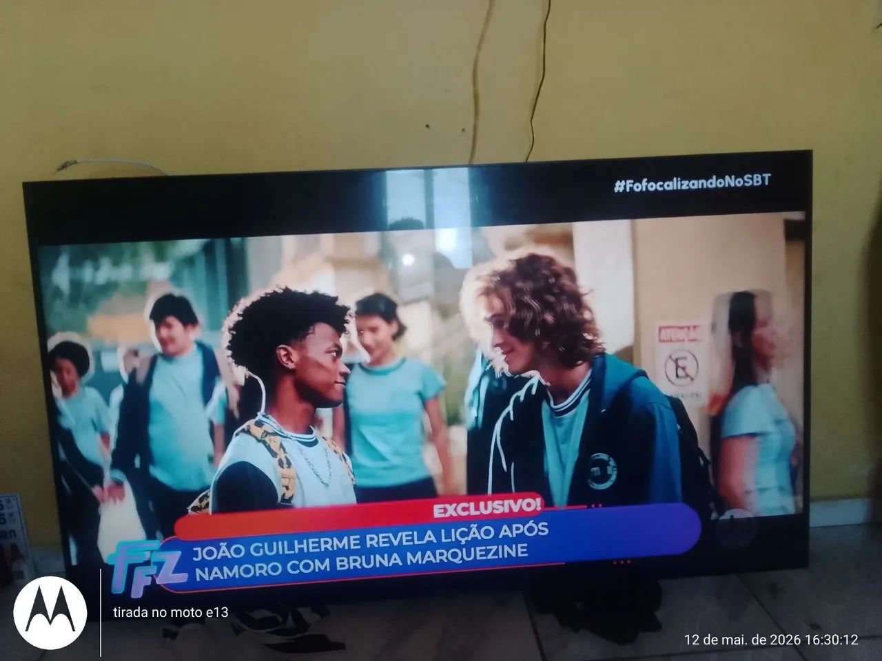 Vendo TV smart funcionando 65 polegadas  - Foto 5
