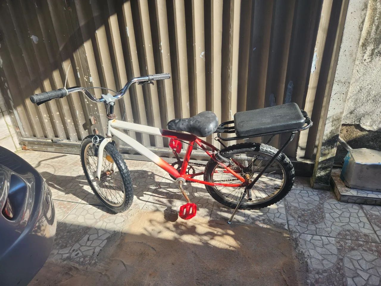 Bicicleta montadinha aro 20