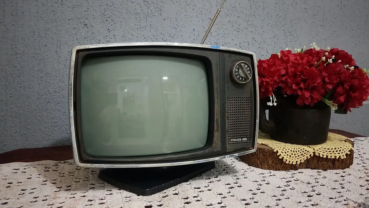 Antiga Tv Philco Ford Azul Retrô (SEM TESTE ) - Foto 2