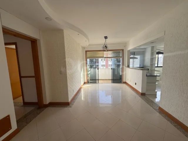 Oportunidade! Apartamento de 3 dormitórios perto da Beira Mar Norte