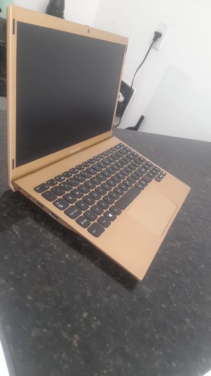 Vendo notebook semi novo