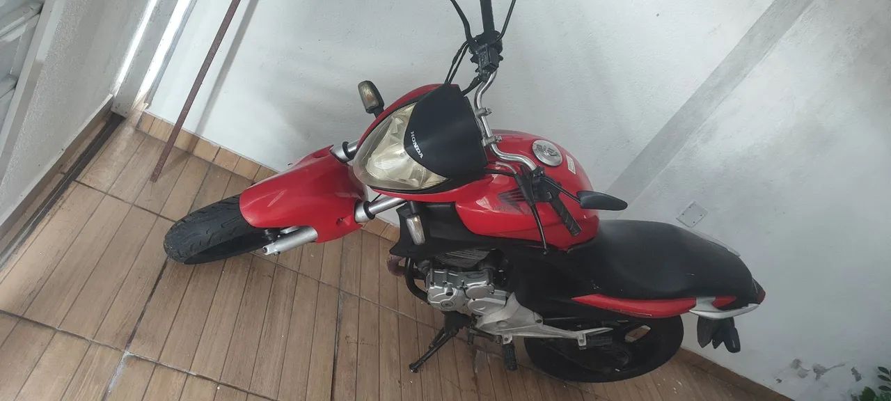 CB300