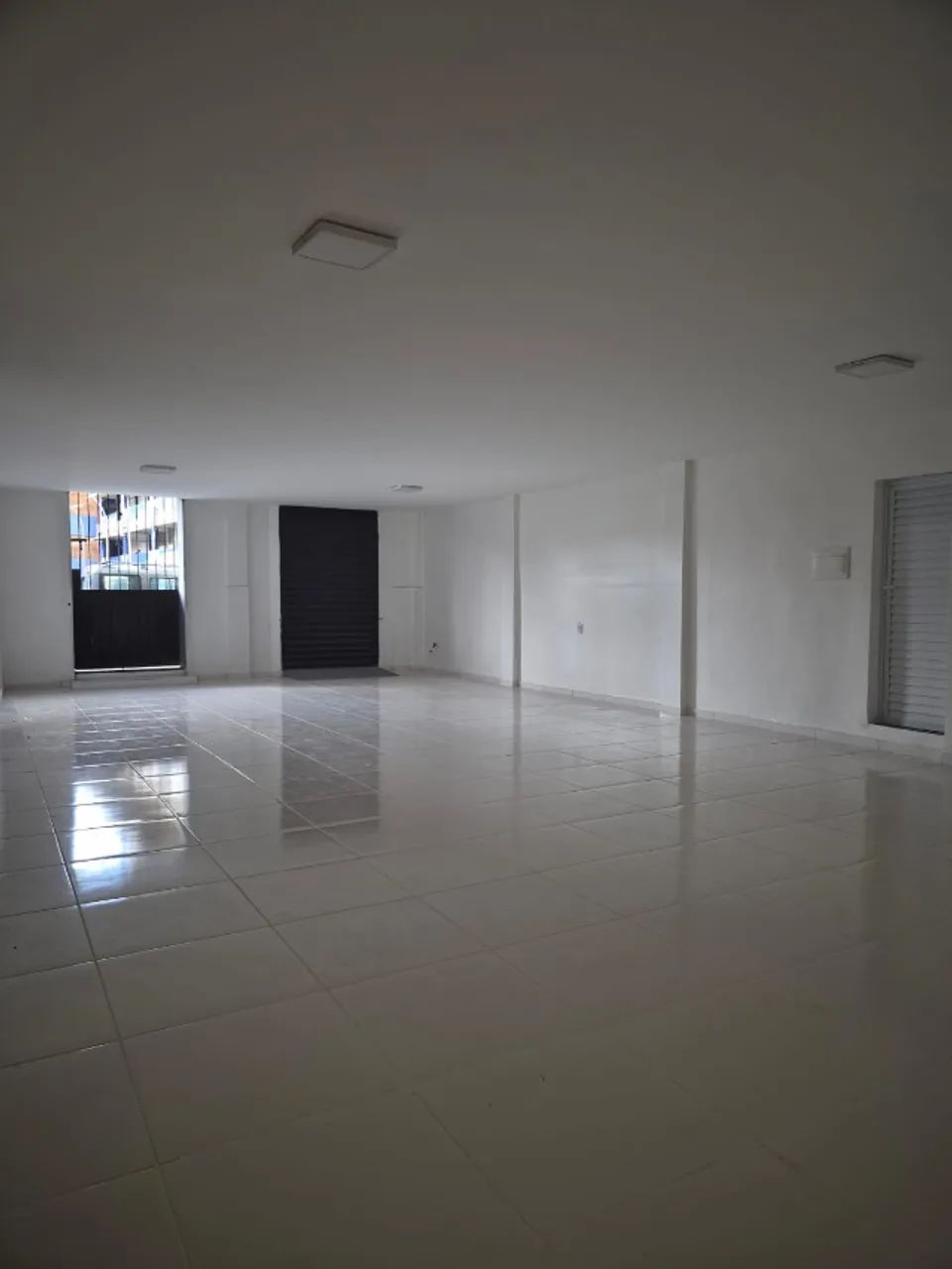 Loja na Travessa Pirajá - 100 m²