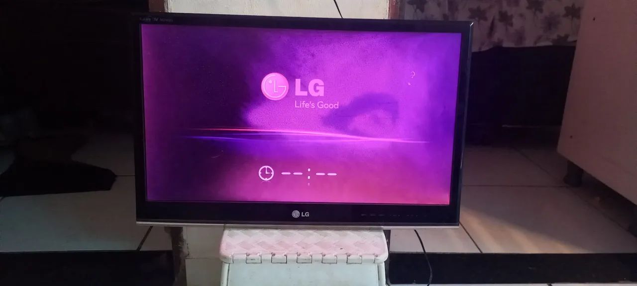 Tv LG23 c/ obs leia a descrição 