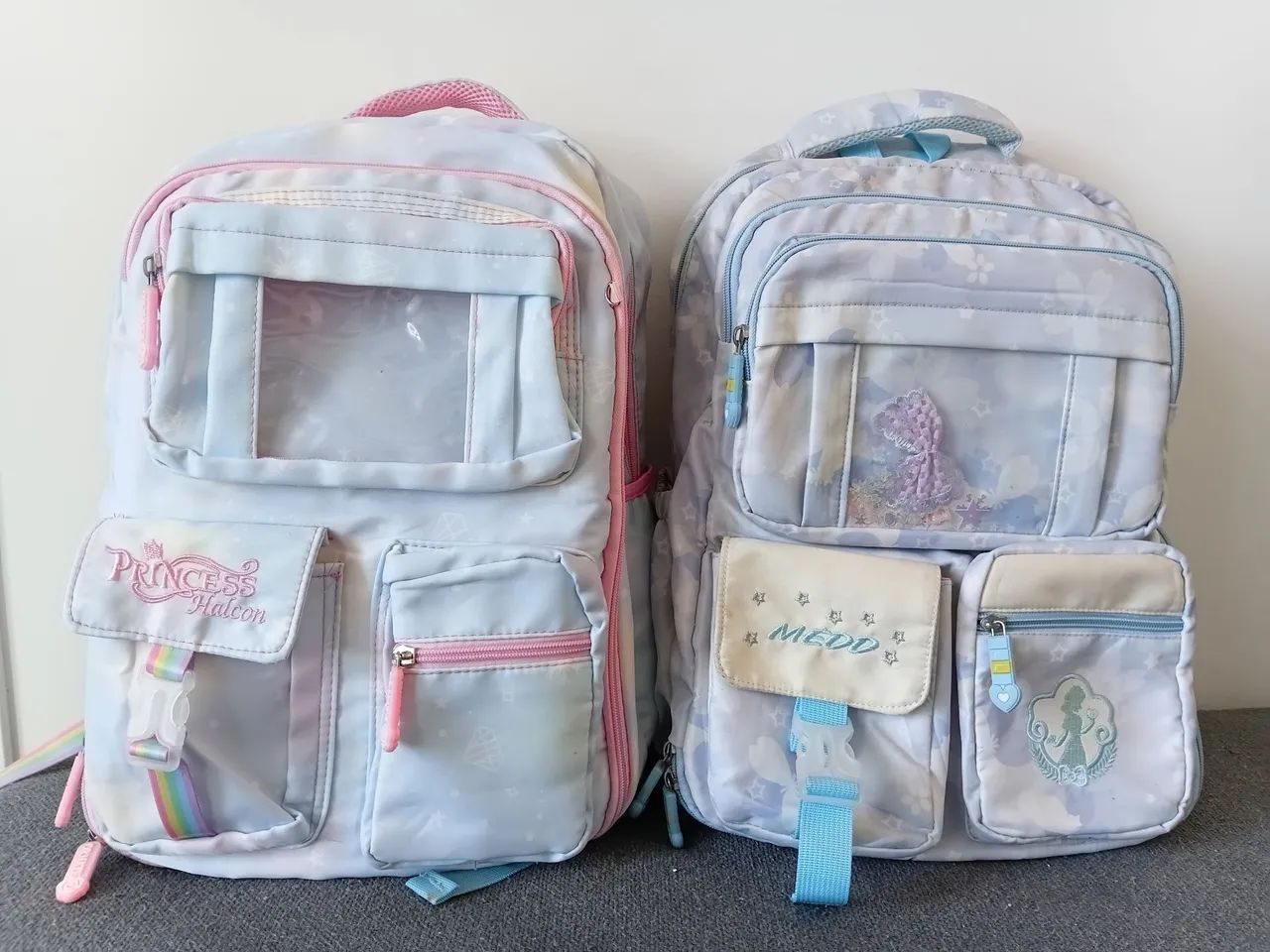 Kit com 2 Mochilas Usadas - Bom Estado e Ótimo Custo-Benefício