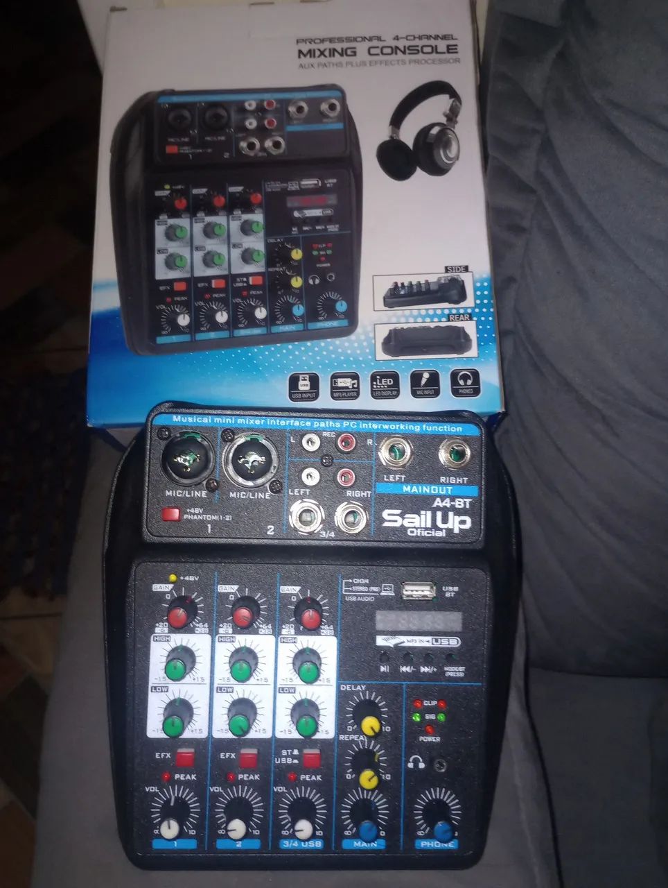 Mesa de Som 4 Canais Nova 