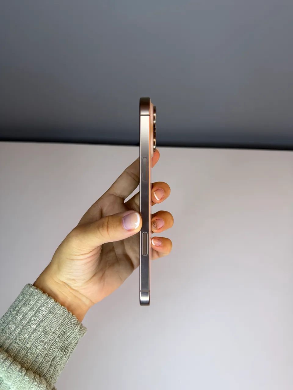 iPhone 16 Pro Max 256GB - OPORTUNIDADE ÚNICA  - Foto 2