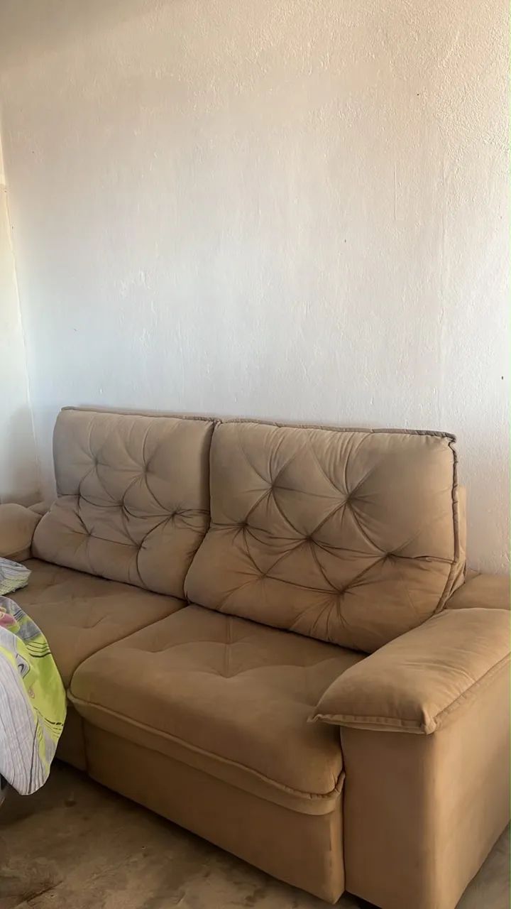 Sofá retrátil reclinável 