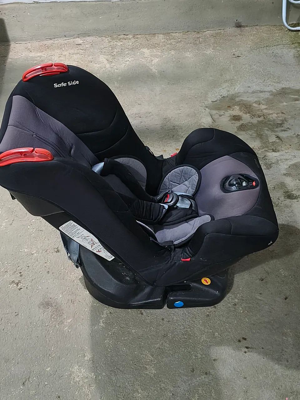 Cadeirinha bebê conforto 