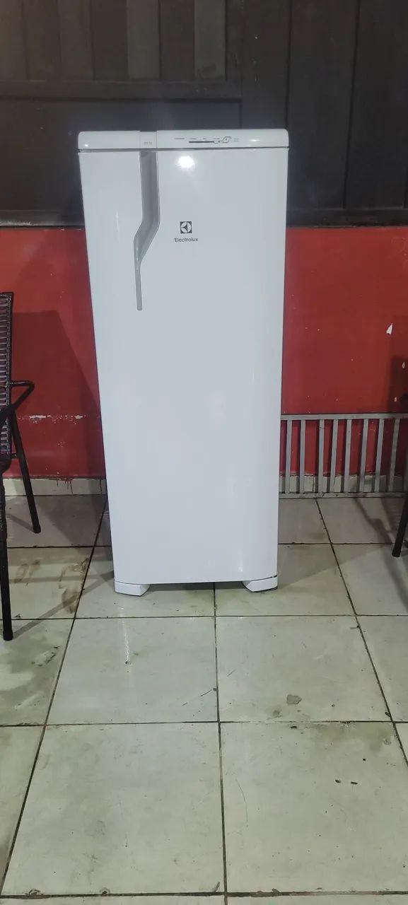 REFRIGERADOR GELO SECO ELETROLUX RE31 - Foto 4