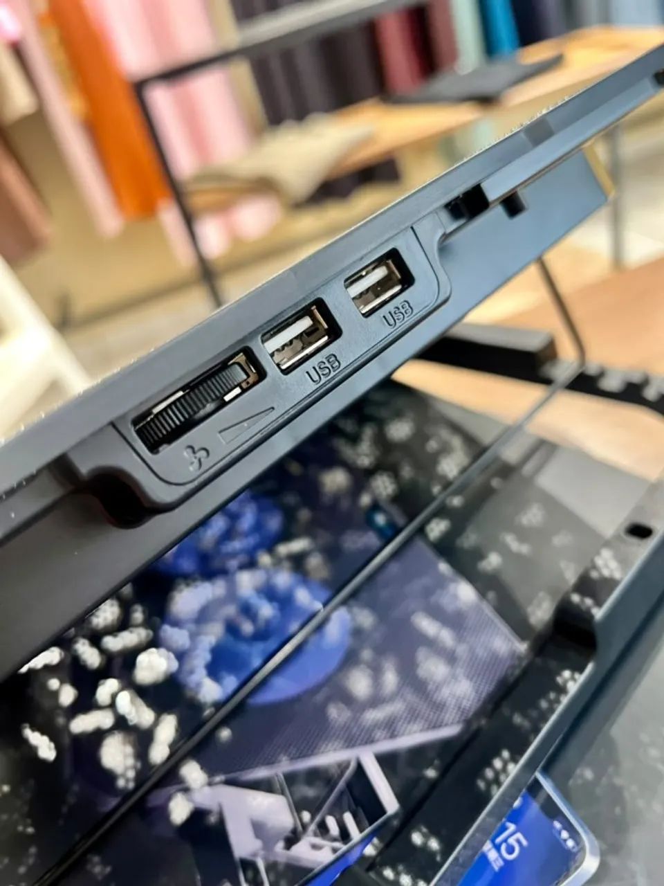 Base Refrigerada Gamer Para Notebook Aitek Delta-B1022M Com 2 Ventoinhas - Foto 3