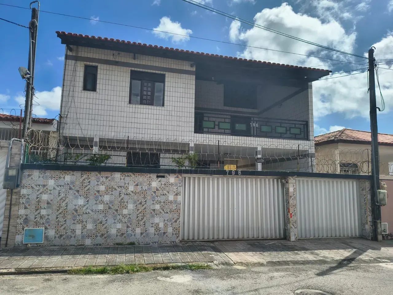 CASA DUPLEX PARA VENDA NO AMADEU FURTADO