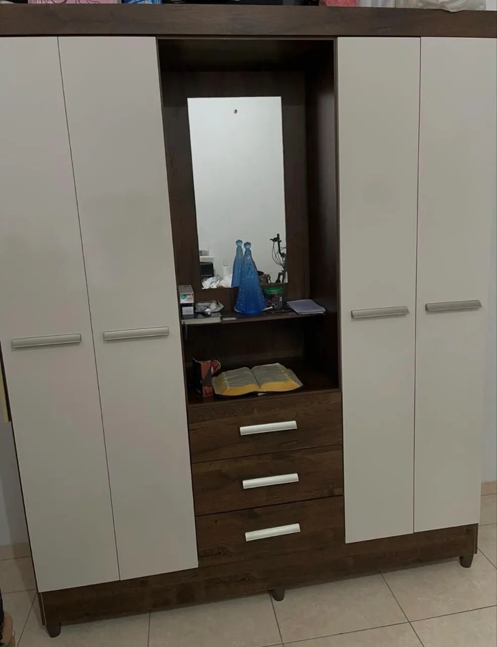 Guarda roupas 