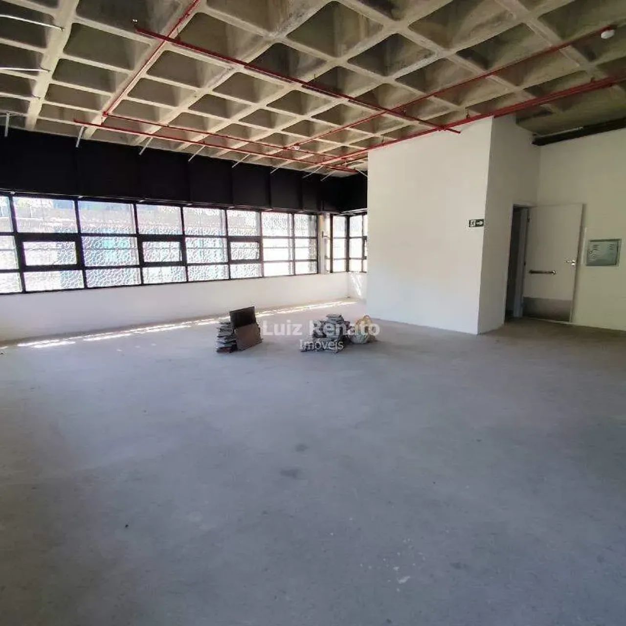 Sala Comercial para aluguel 2 vagas - Lourdes