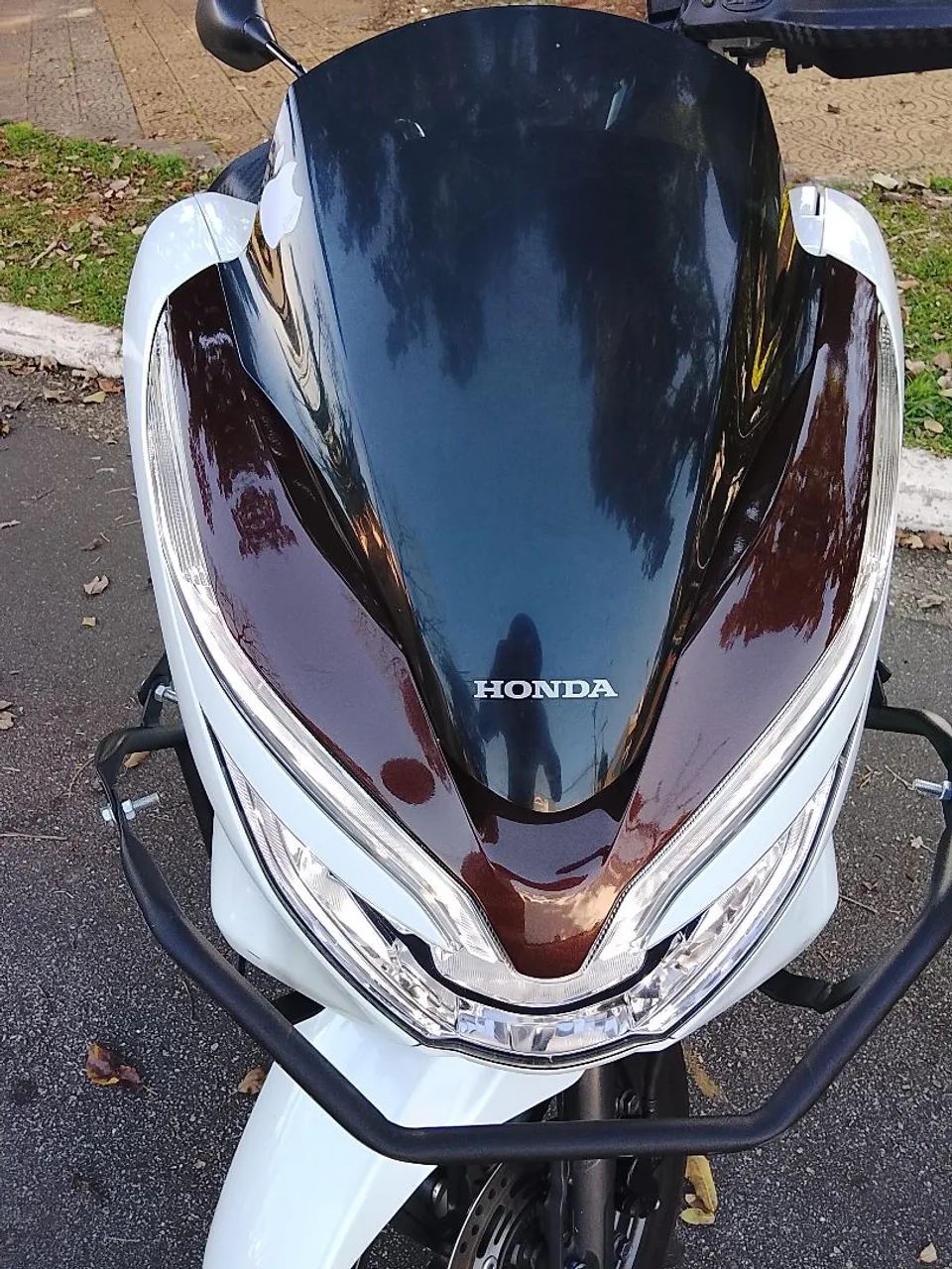 PCX DLX 2021 - Foto 3