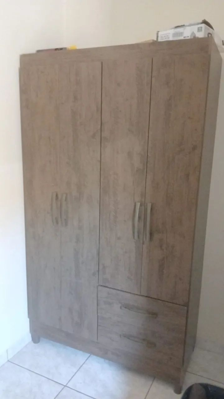 Guarda Roupa