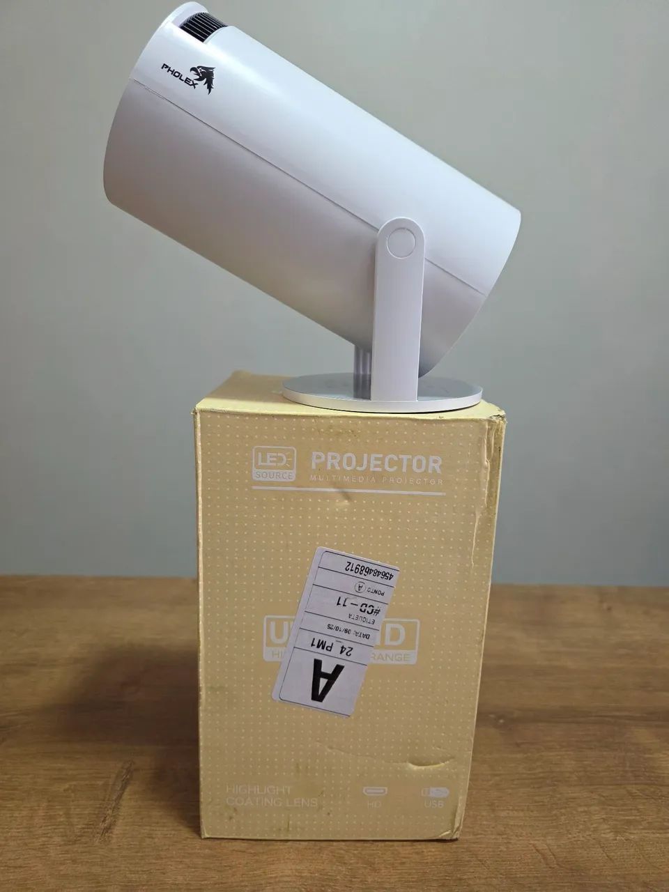Projetor HY300 Novo na caixa<br><br>R$219 R$