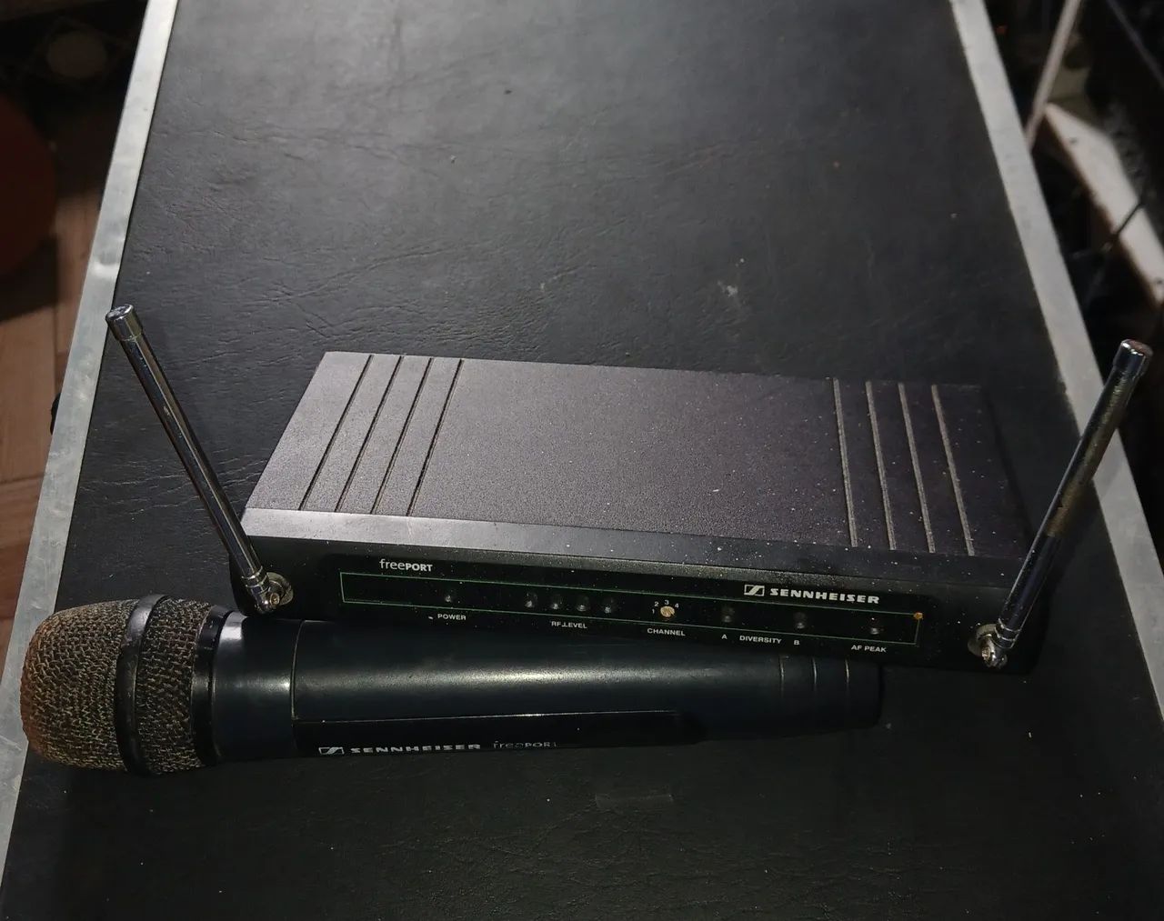 MICROFONE SEM FIO SENNHEISER454807373974097921