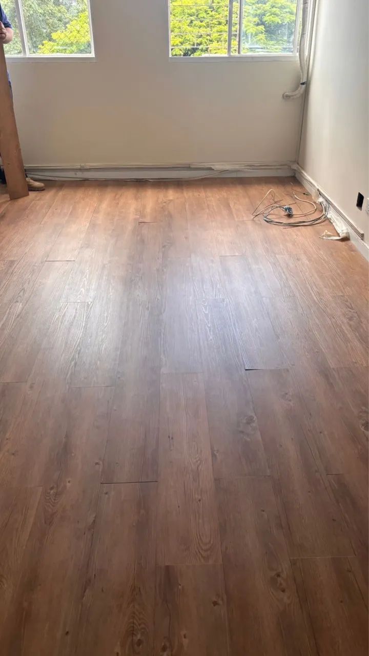 Piso Vinílico Rústico 2mm - Ruffino Acabamentos