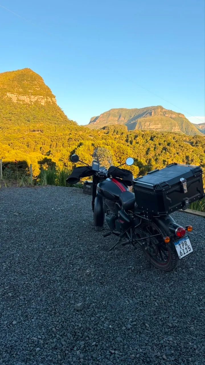 Royal Enfield - Classic 350  - Foto 5