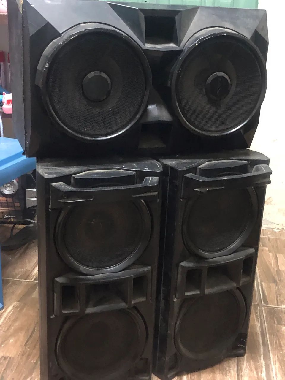 Vendo caixas de som