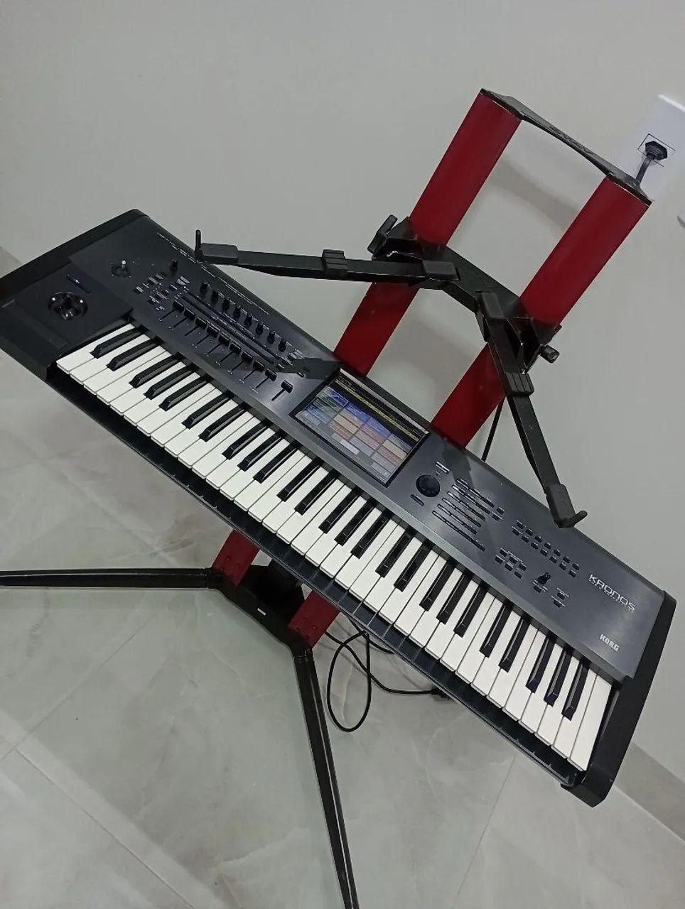 Teclado korg kronos 61  - Foto 4