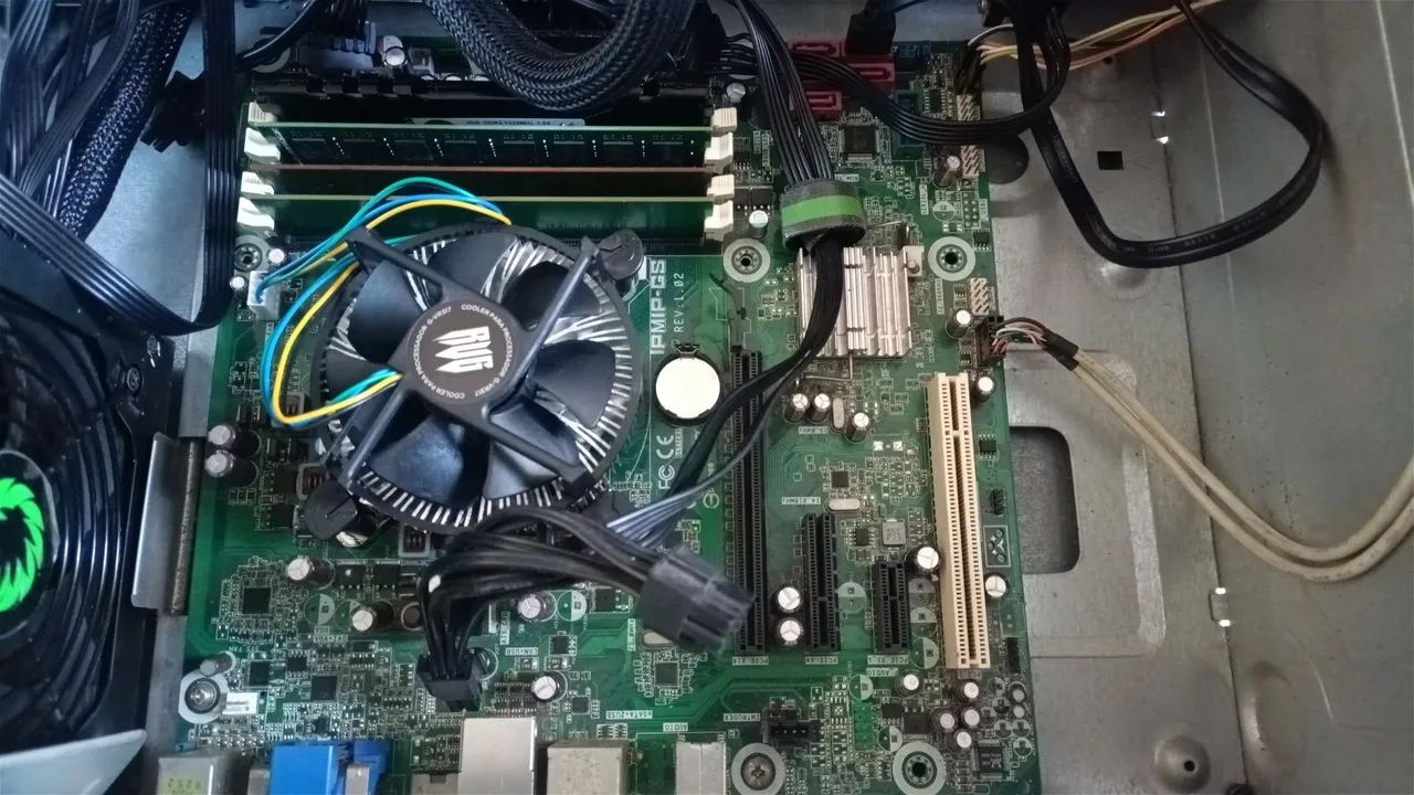Computador i3 10 GB de RAM  - Foto 3
