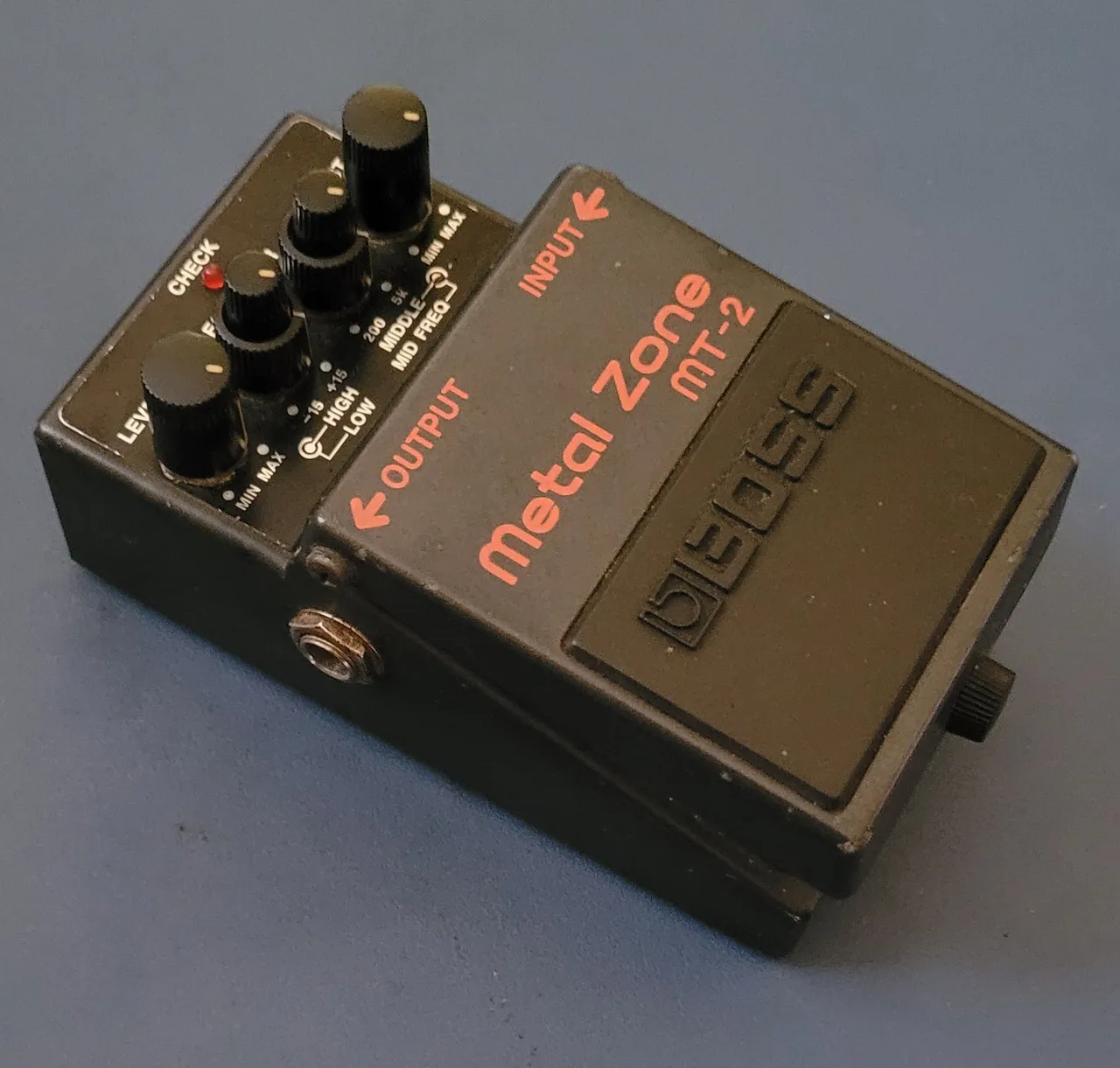 Pedal de efeito sonoro Boss Distortion Ds-1. - Equipamentos e