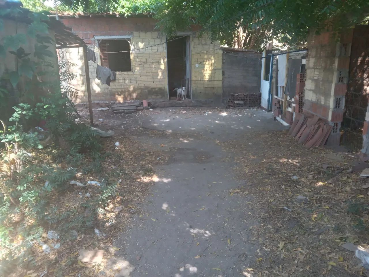 Vende-se terreno 