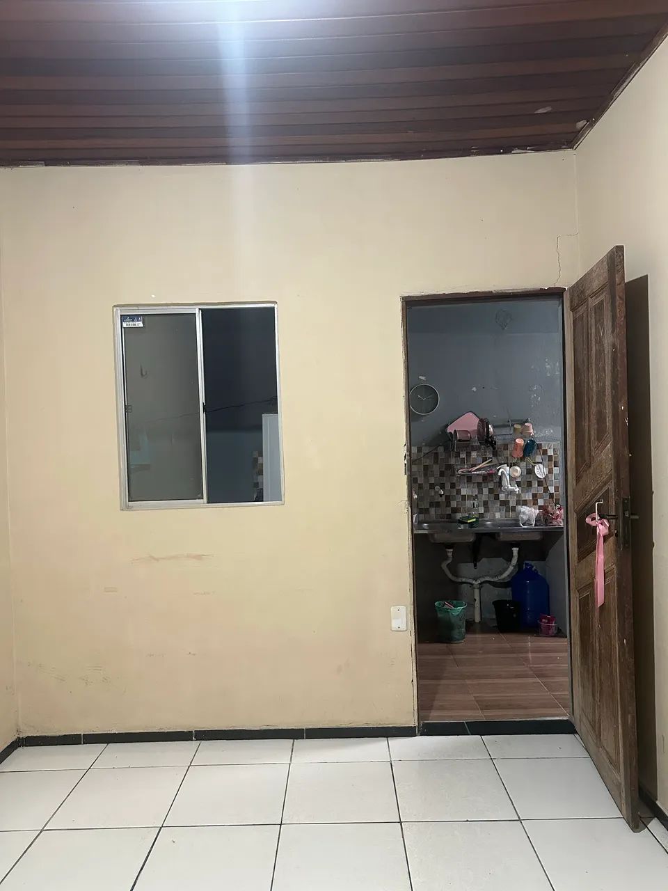 Divido aluguel. 