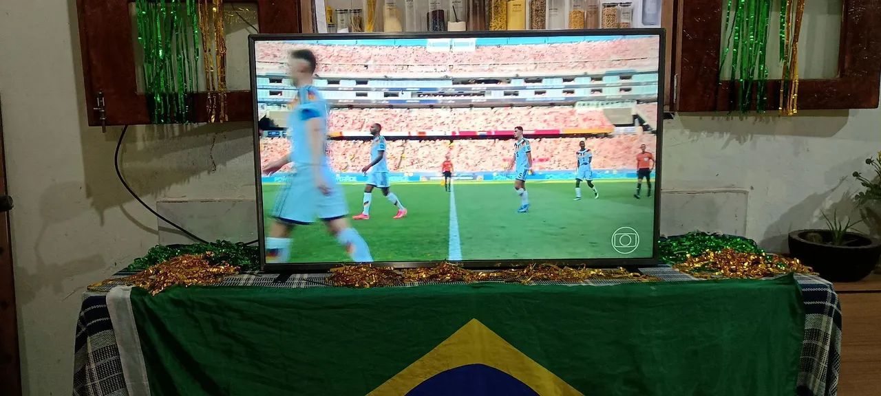 Tv LG 43" UHD 4K
