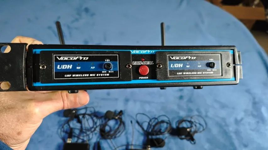 VocoPro UDH-DUAL (UHF Wireless Mic System) - Foto 2
