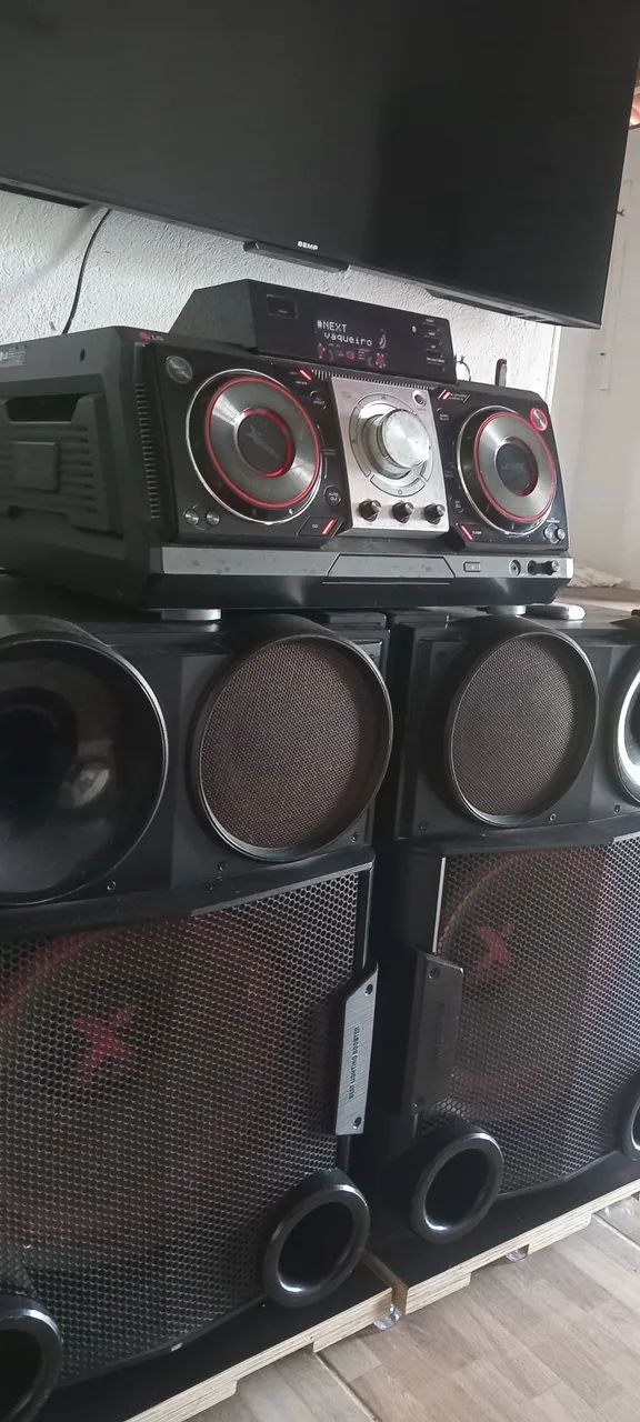 Mini system lg cm 9730.