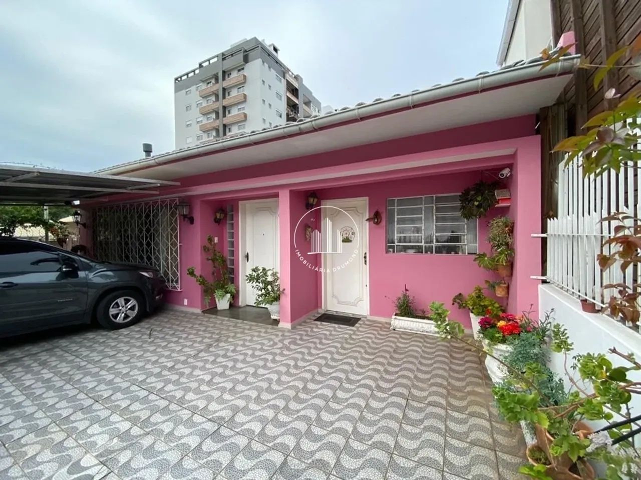 Casa 5 Quartos com 2 Suítes - Canto - EST