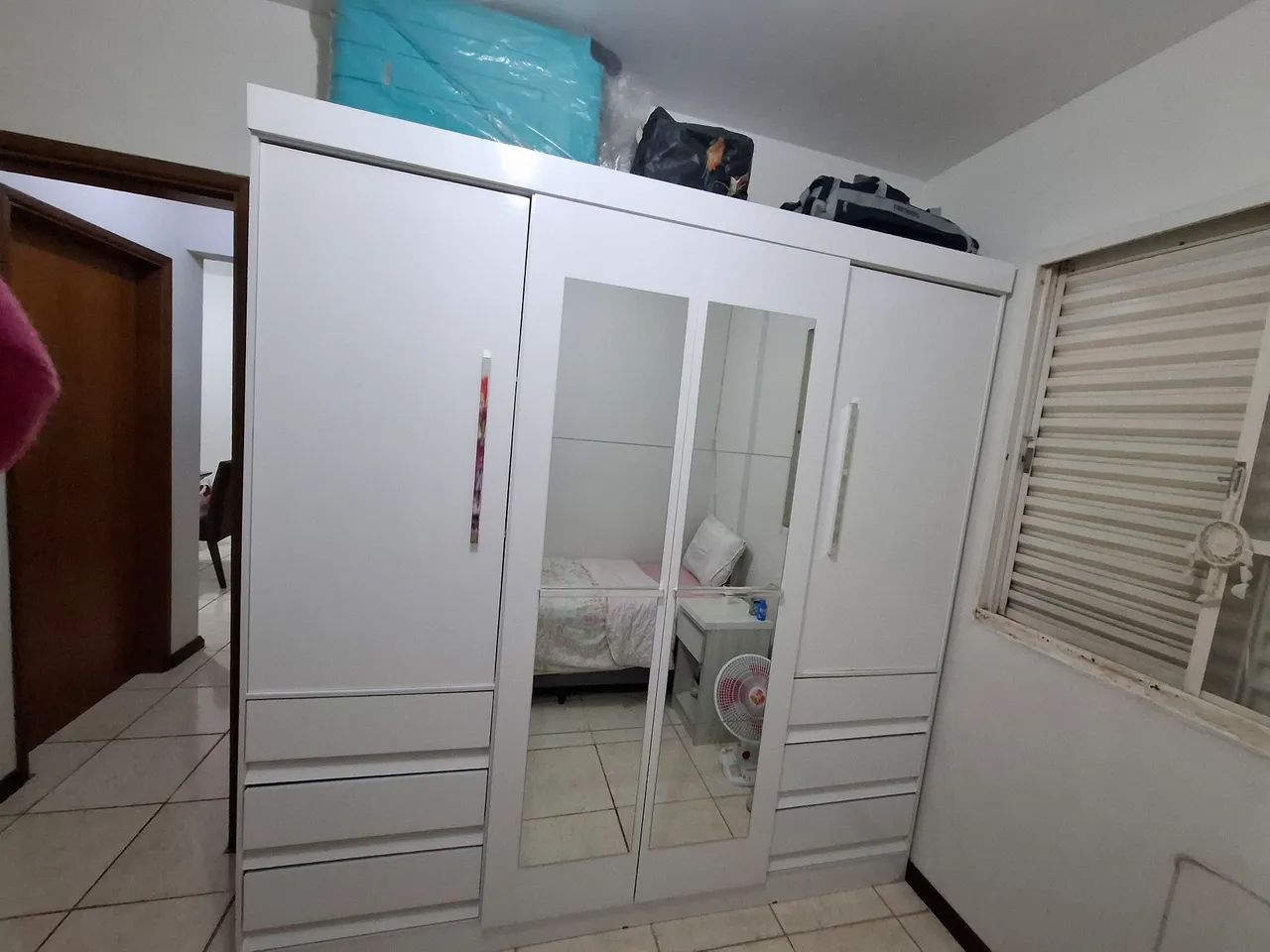Guarda-roupa de casal