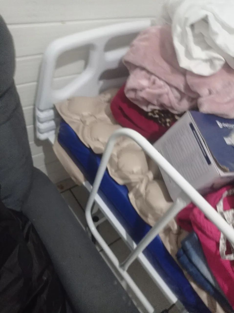 Cama hospitalar  - Foto 2