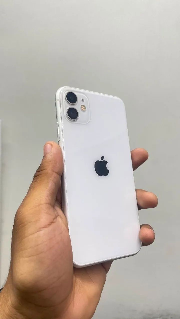 iPhone 11 64g - Celulares e Smartphones - Centro, Ananindeua