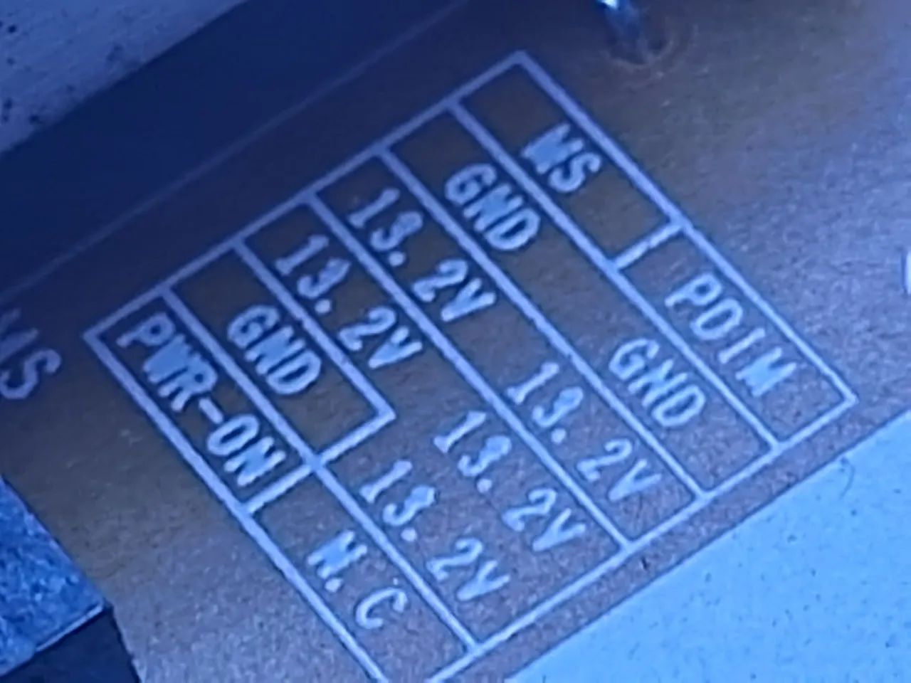 Fonte TV LG 43UN7300PSC - Foto 4
